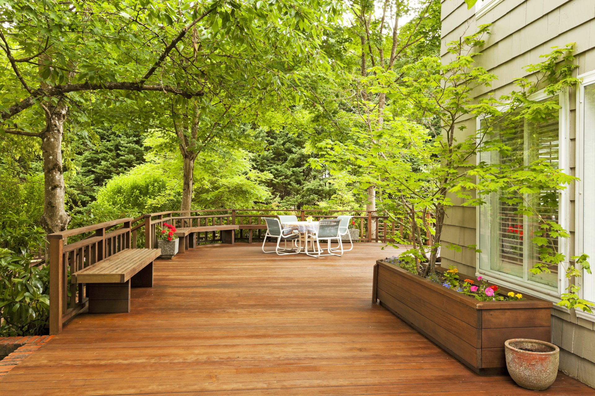 Skyeco Group - image of a large deck around a home
